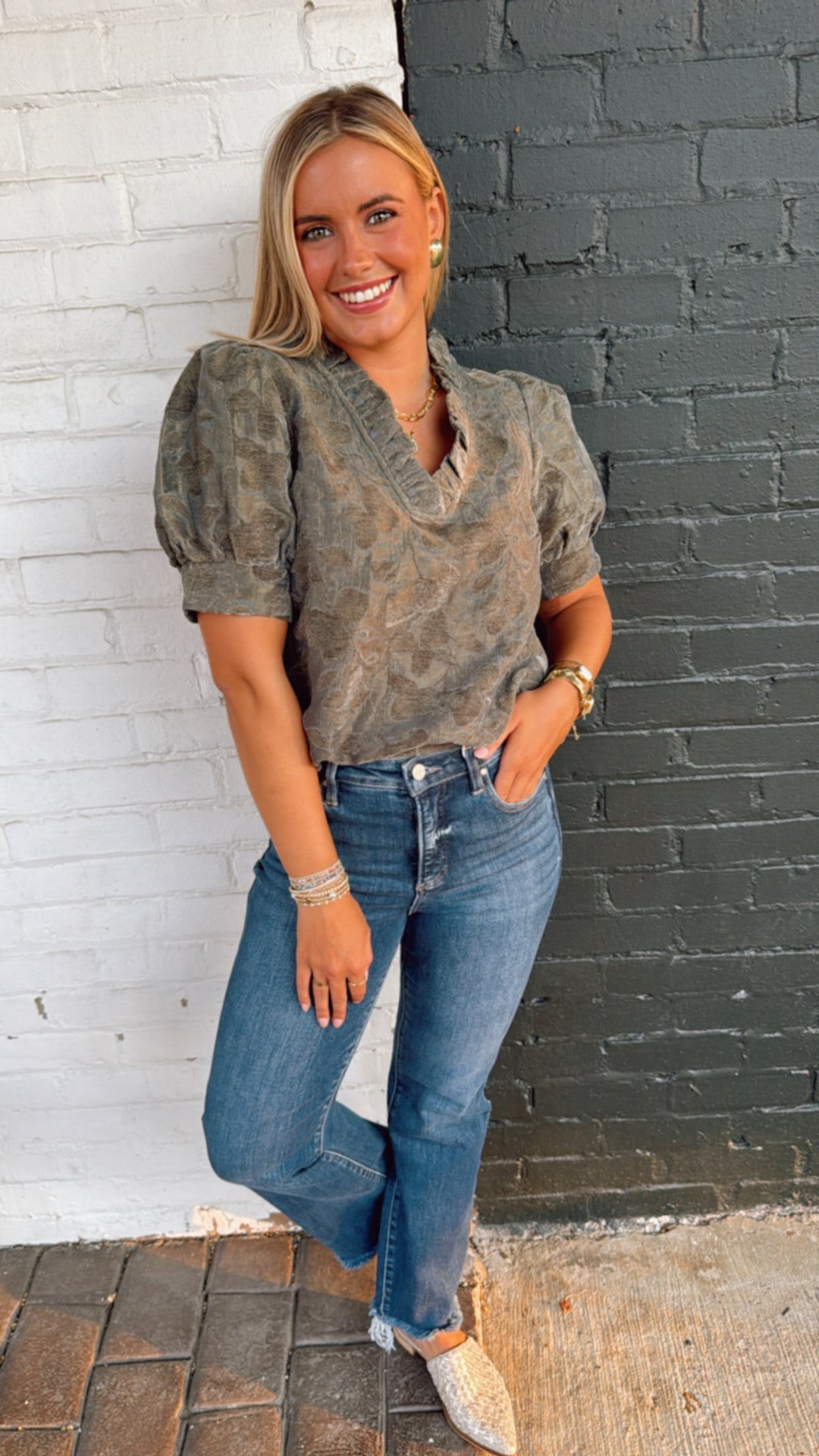 The Lolla Textured Top
