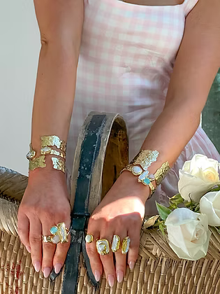 Easton Elle Arch Cuff