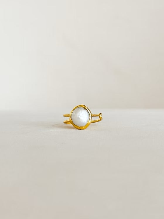 Easton Elle Single Pearl Ring