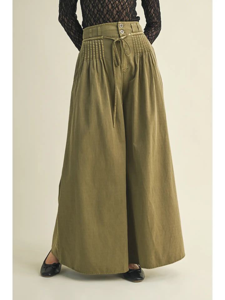 Pin-tuck Wide Leg Pants
