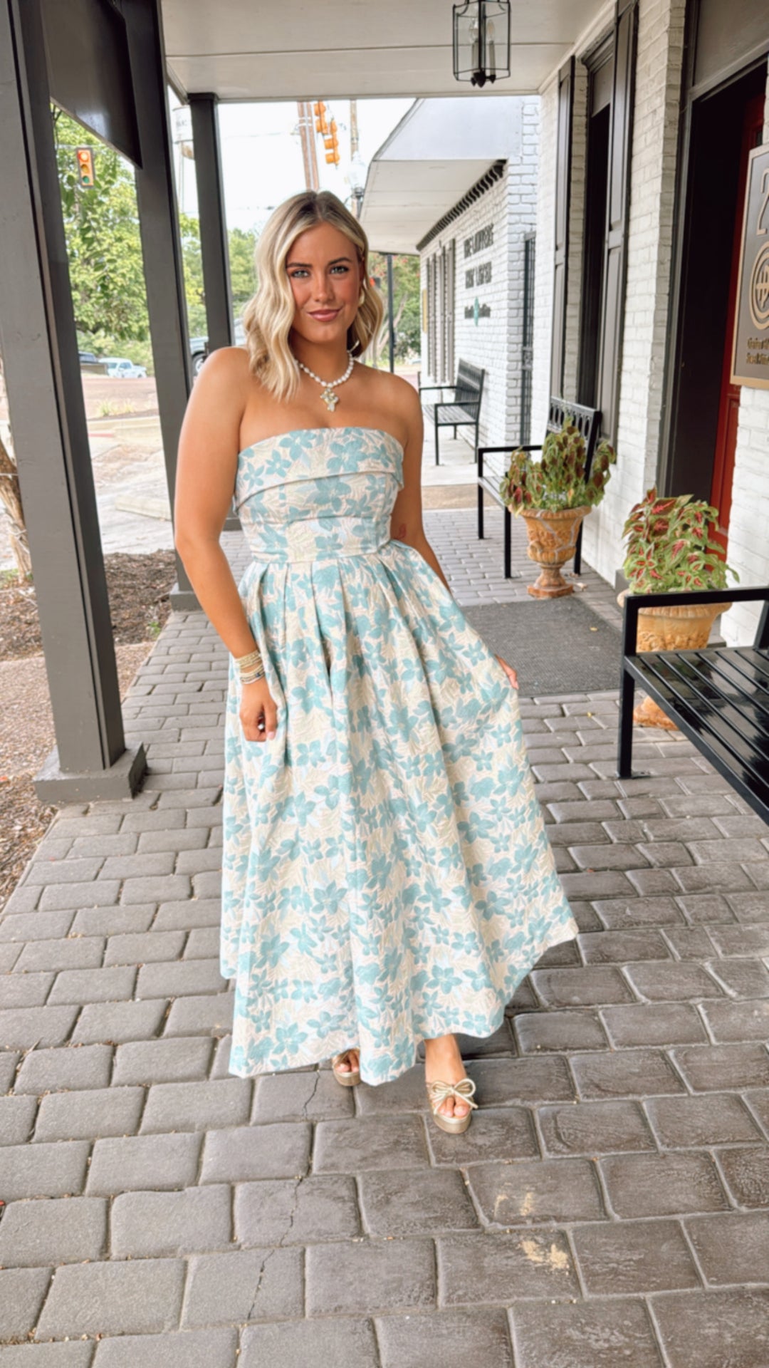 Jacquard Floral Print Tube Midi Dress