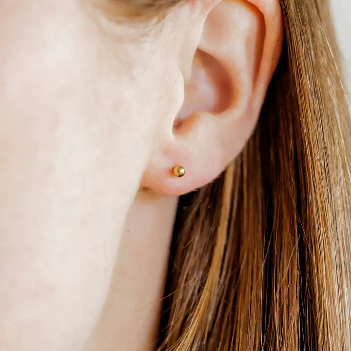 Micro Evelyn Gold Screwback Stud Earrings