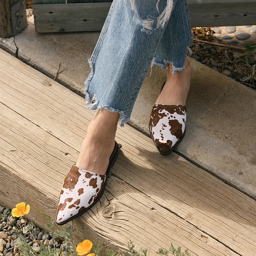 Regan Pointed Flat Mule
