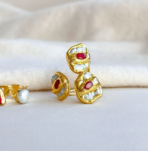 Easton Elle Triple Pearl Ring with Raw Garnet