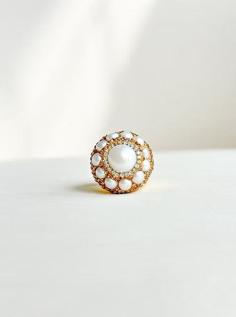 Easton Elle Globe Bling Ring All Pearl