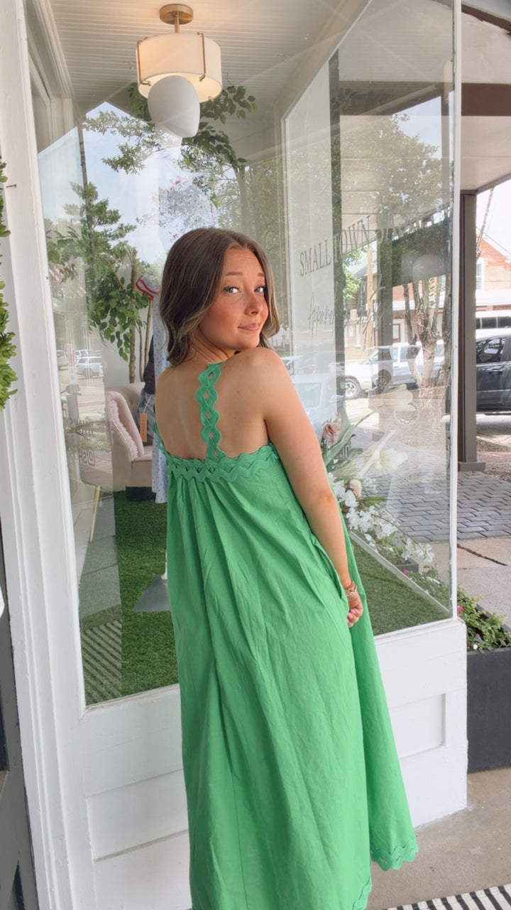The Sweet Ivy Ruffle Sleeve Dress