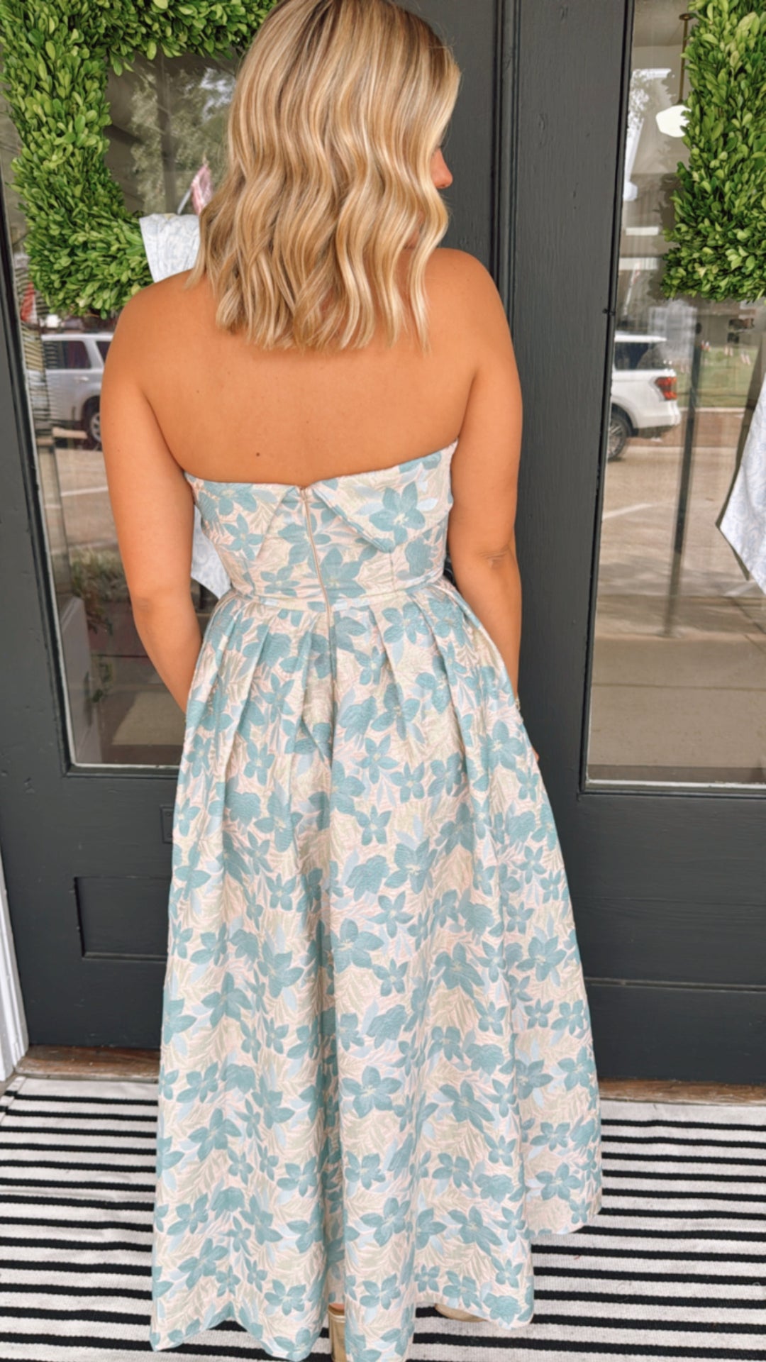 Jacquard Floral Print Tube Midi Dress