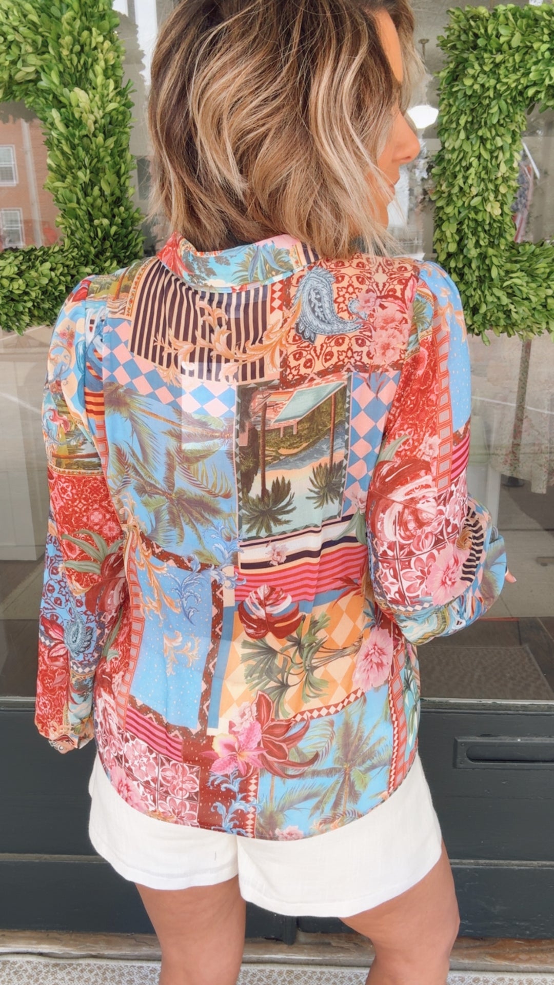 Melani Tropical Matra Long Sleeve Collared Blouse