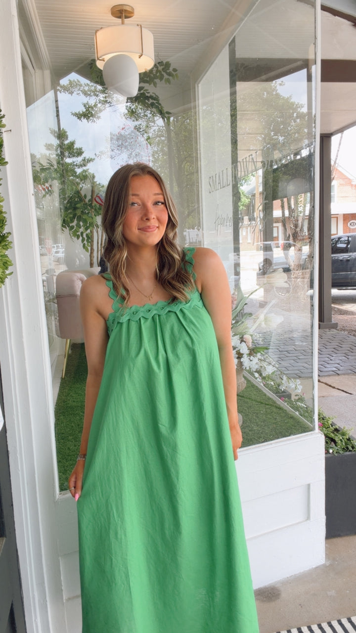 The Sweet Ivy Ruffle Sleeve Dress