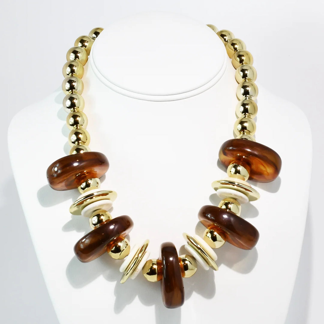 Amber Avenue Necklace