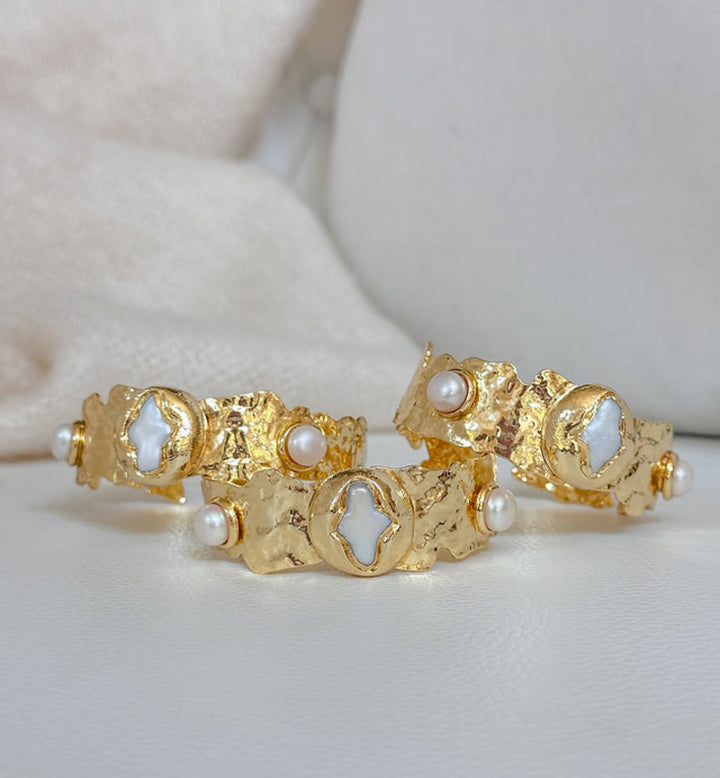 Easton Elle Thick Cross Cuff