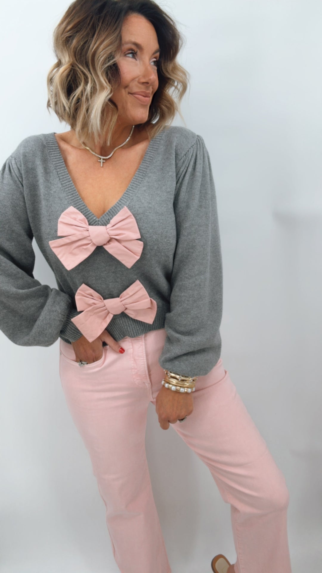 BOW FRONT V-NECK LONG SLEEVE SWEATER TOP