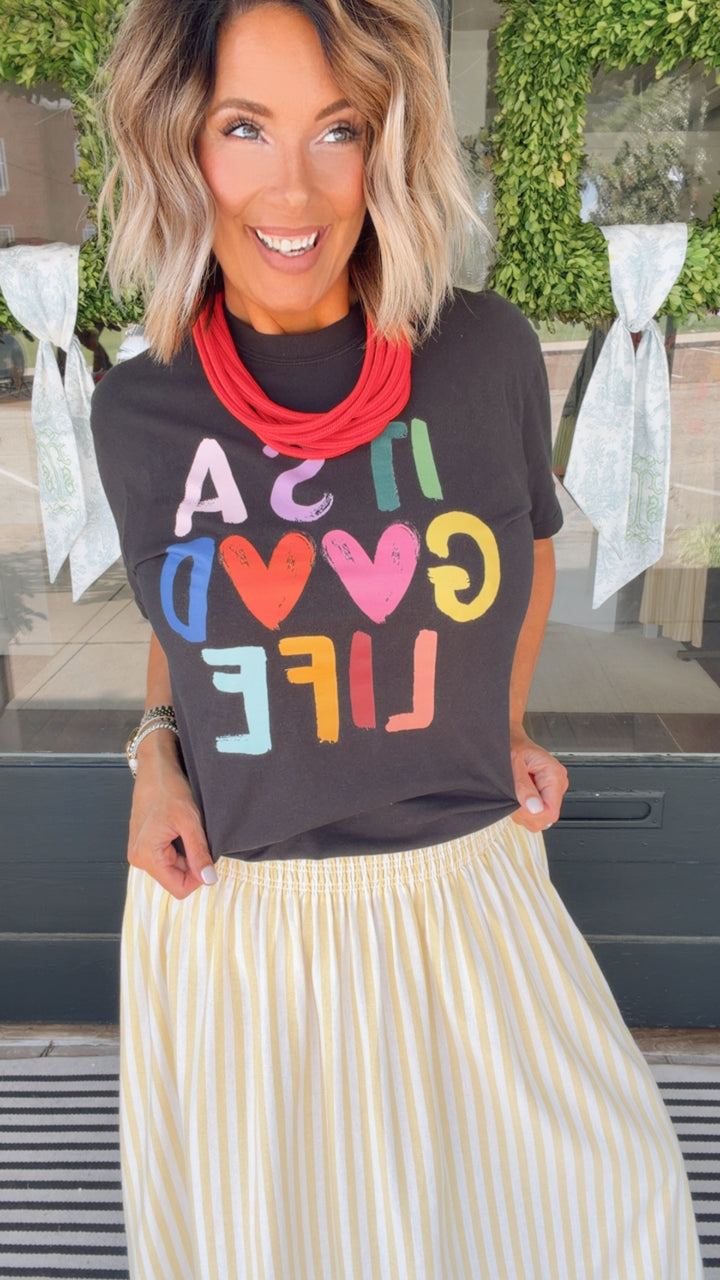 It's A Good Day Graphic Tee