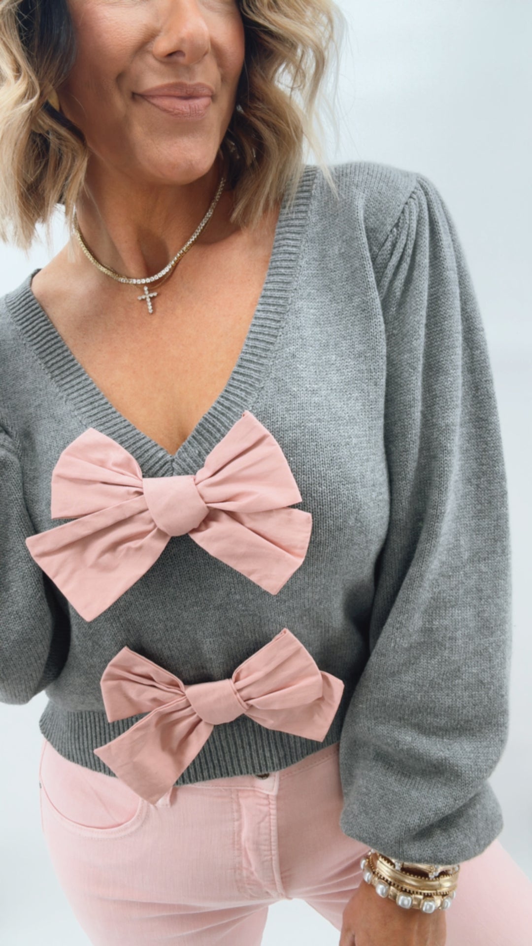 BOW FRONT V-NECK LONG SLEEVE SWEATER TOP