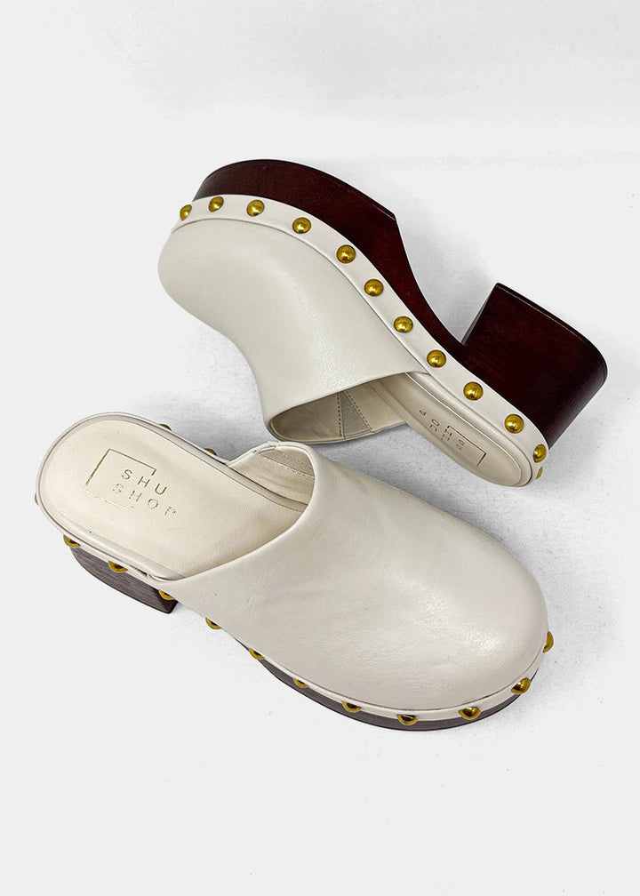 The Lily Clog