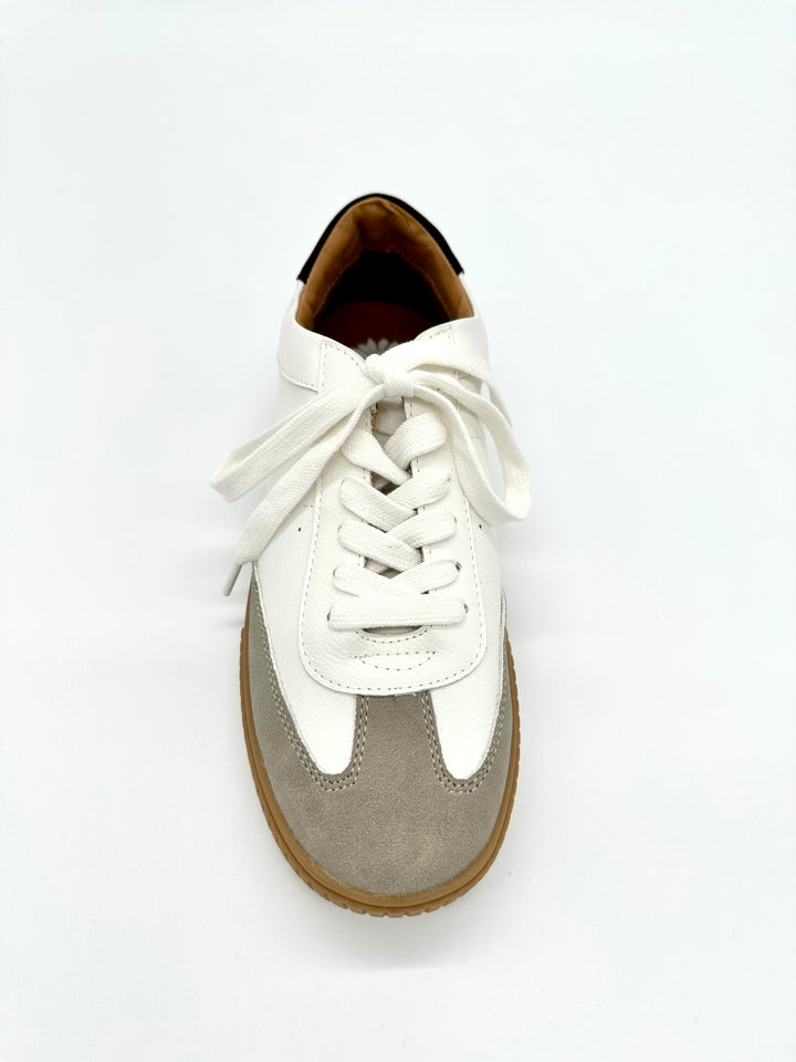 The Dinia Sneaker