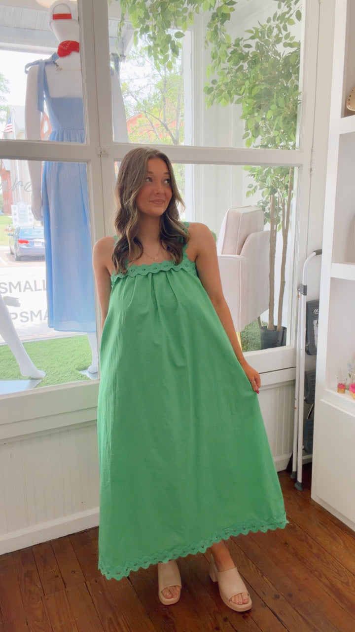 The Sweet Ivy Ruffle Sleeve Dress
