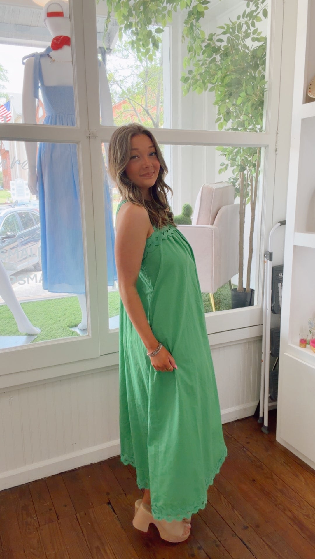 The Sweet Ivy Ruffle Sleeve Dress