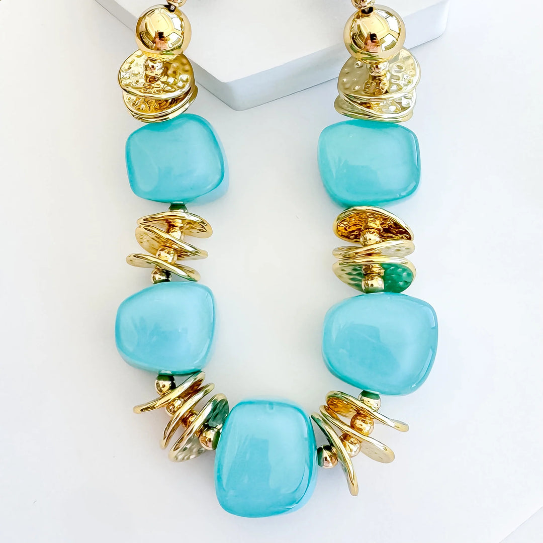 Radiant Loop Turquoise Necklace