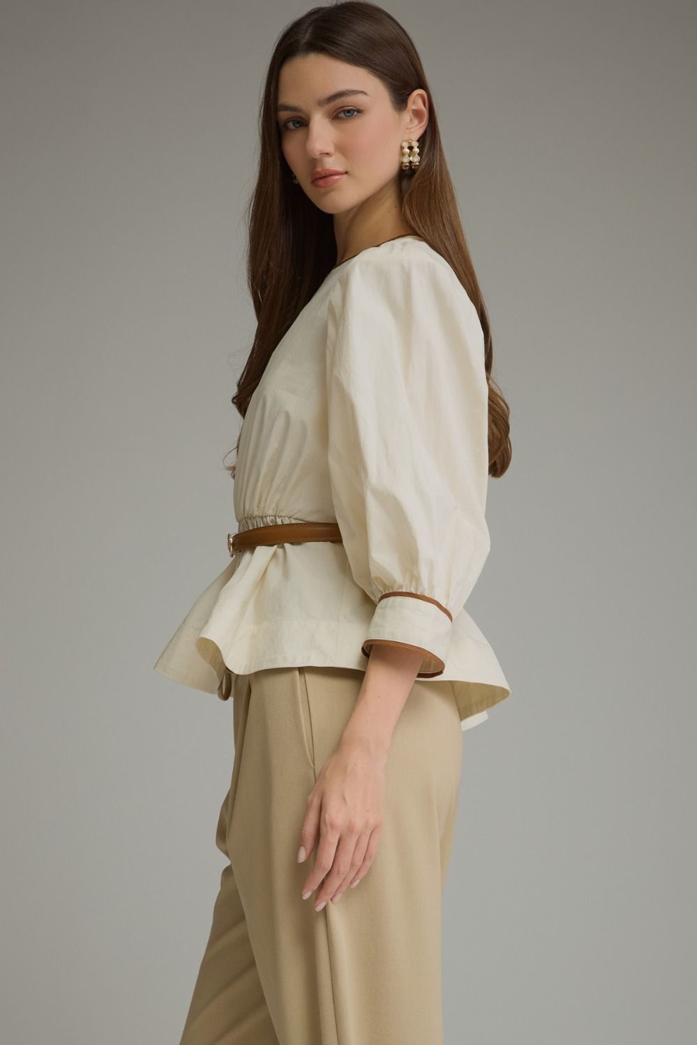 The Cambridge Contrast Top side view