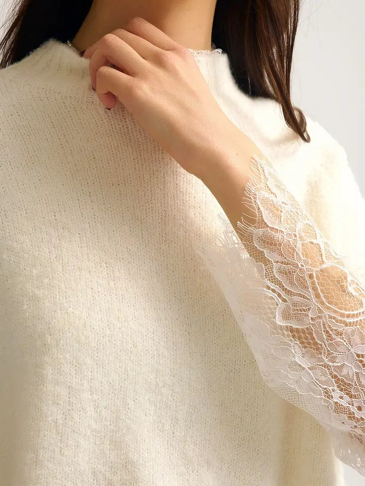 Soft Knit Sleeveless Sweater with Lace Lining